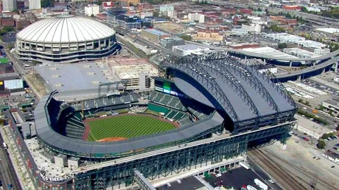 《罗马新星利昂-贝利复出不久再遭打击，伤病阴影笼罩红狼军团》